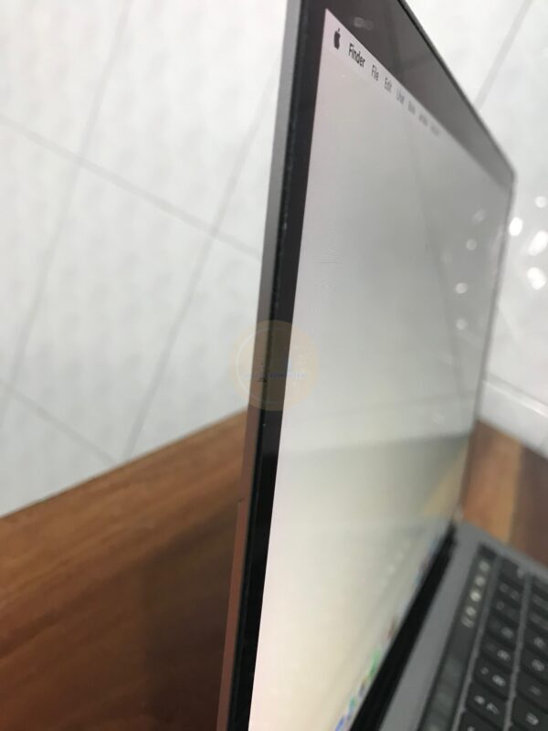 MACBOOK PRO 13 INCH 2020 M1 8/256GB SECOND FULLSET [LIKE NEW] - Image 4