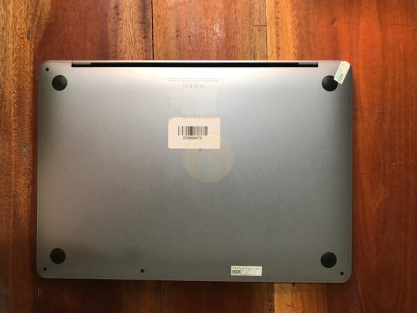 MACBOOK PRO 13 INCH 2020 M1 8/256GB SECOND FULLSET [LIKE NEW] - Image 6