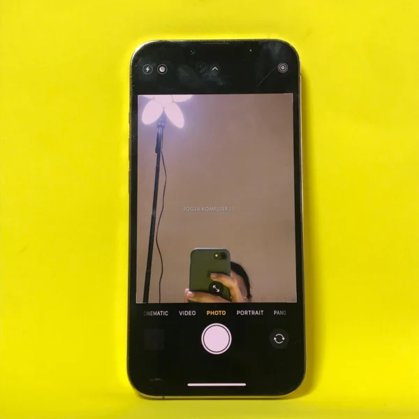 iPhone 13 Pro 128GB Gold Ex iBox, Normal, Minus Pemakaian! - Image 4