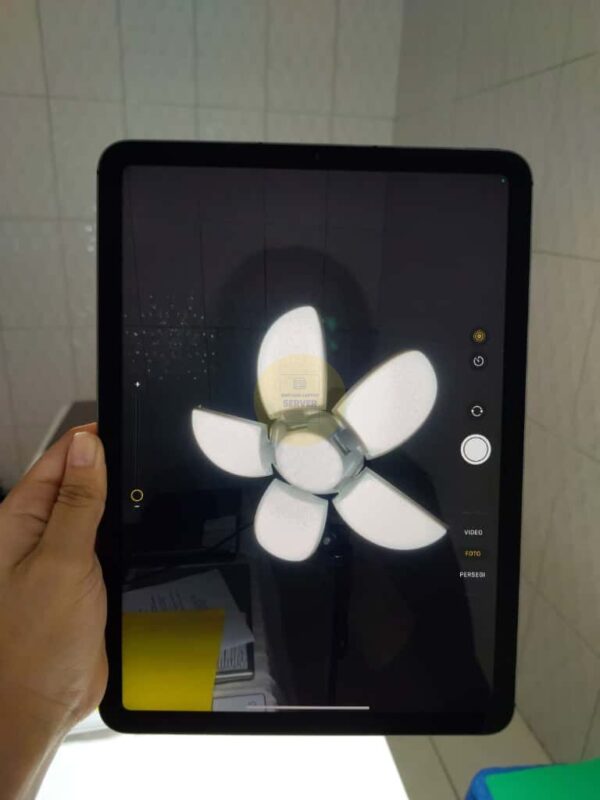 Apple iPad Air 4th Gen A2072 – 64GB Space Gray (MYGW2PA/A) - Image 5