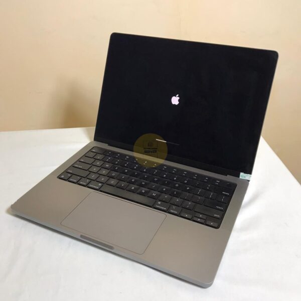 Apple MacBook Pro 14" M1 Pro – 16GB/512GB – Laptop Premium Kreatif & Profesional - Image 2