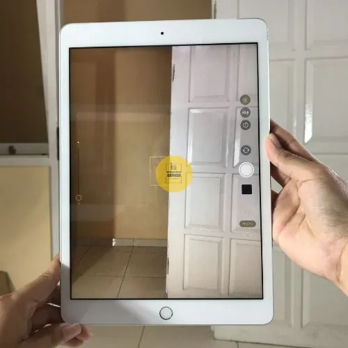 iPad 7th Gen 128GB Silver | Ex iBox | Unit Only - Image 3